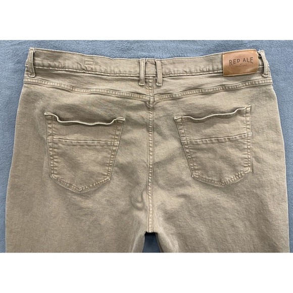 Red Ale by Alesbury Denim Jeans Men's 42X30 Thrashed Work Construction Stained - Picture 15 of 16